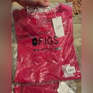 FIGS joggers scrubs set